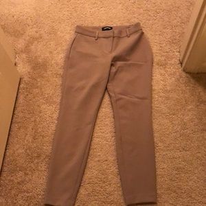 NWOT, extreme stretch skinny mid rise size 2s